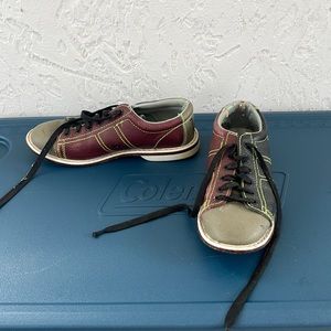 Bowling shoes - 39.5- black/ sage/ & maroon leather - neon green trim & accents